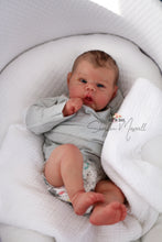 Load image into Gallery viewer, DEPOSIT - CUSTOM &quot;Jasmim&quot; by Priscilla Lopes Reborn Baby