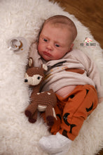 Load image into Gallery viewer, CUDDLE BABY Jayden Awake by Natalie Scholl Reborn Baby Boy Doll - Reborn, Sweet Shaylen Maxwell iiora 2016-2021