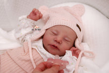 Load image into Gallery viewer, 1st EDITION Chase Bonnie Brown Reborn Baby Girl Doll - Reborn, Sweet Shaylen Maxwell iiora 2016-2021