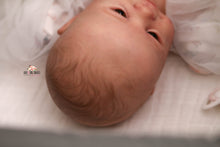 Load image into Gallery viewer, PROTOTYPE Oakley by Sandrien Faber Reborn Baby Girl Doll - Reborn, Sweet Shaylen Maxwell iiora 2016-2020