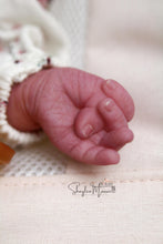 Load image into Gallery viewer, RESERVE NOW - Realborn &quot;Laila&quot; Reborn Baby