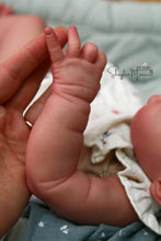 Load image into Gallery viewer, READY TO SHIP &quot;Lizzie&quot; by Adrie Stoete Reborn Baby
