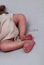Load image into Gallery viewer, Deposit - CUSTOM "Mayven" by Viviane Aleluia Reborn Baby