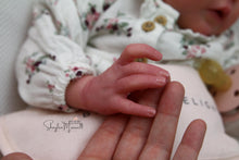 Load image into Gallery viewer, Deposit - CUSTOM "Mayven" by Viviane Aleluia Reborn Baby