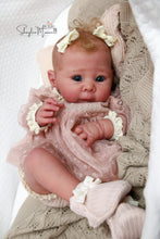 Load image into Gallery viewer, READY TO SHIP &quot;Lizzie&quot; by Adrie Stoete Reborn Baby