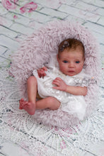 Load image into Gallery viewer, Deposit - CUSTOM "Mayven" by Viviane Aleluia Reborn Baby