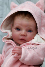 Load image into Gallery viewer, Deposit - CUSTOM "Mayven" by Viviane Aleluia Reborn Baby