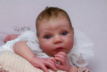 Load image into Gallery viewer, Deposit - CUSTOM "Mayven" by Viviane Aleluia Reborn Baby