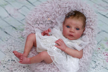Load image into Gallery viewer, Deposit - CUSTOM "Mayven" by Viviane Aleluia Reborn Baby