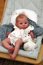 Load image into Gallery viewer, READY TO SHIP &quot;Lizzie&quot; by Adrie Stoete Reborn Baby
