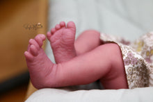Load image into Gallery viewer, RESERVE NOW - Realborn &quot;Laila&quot; Reborn Baby