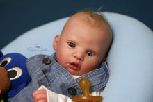 Load image into Gallery viewer, READY TO SHIP &quot;Finley&quot; by Heike Kolpin Reborn Baby