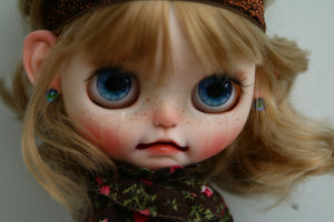 Resell Custom Blythe by BestDressedBlythe - with lots of outfits - 2019
